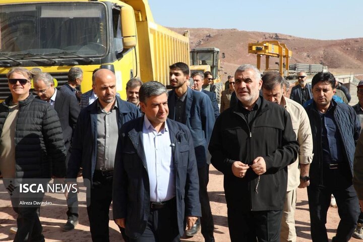 بازدید معاون وزیر راه و شهرسازی  از پروژه راه‌آهن اردبیل