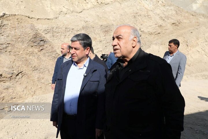بازدید معاون وزیر راه و شهرسازی  از پروژه راه‌آهن اردبیل
