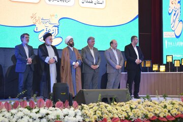 درخشش قرآن در دانشگاه؛ جشنواره ملی قرآن و عترت با محور پیوند علم و وحی برگزار شد