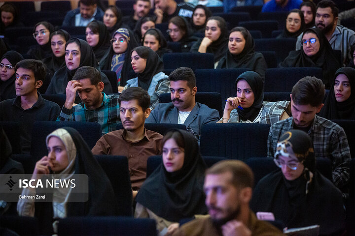 روز نخست کارگاه "از ذهن تا مدیا"