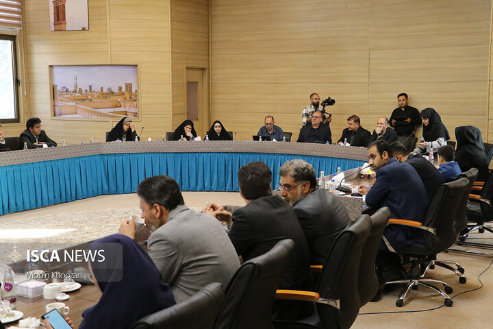 شورای آموزش و پرورش استان یزد با حضور وزیر