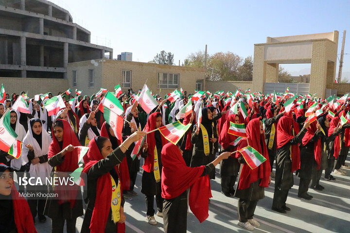 مدرسه خیّری بانو سکینه مرتاض با حضور وزیر آموزش و پرورش در یزد