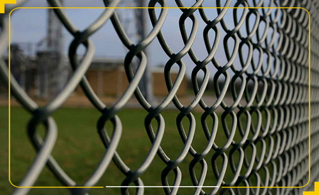 خرید توری مرغی، تیرچه بتنی و فنس؛ مقایسه و راهنمای انتخاب هوشمندانه