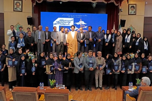 اختتامیه دومین جشنواره هنرهای تجسمی دانشگاه آزاد اسلامی در واحد مشهد برگزار شد