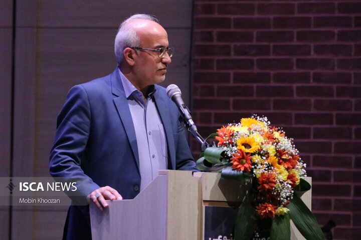 قرن بیست و یکم قرن هوش مصنوعی است، راهی جز ورود به این عرصه نداریم