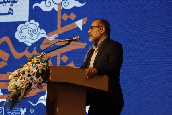 پیوند هنرهای تجسمی با ادبیات ما دیرینه است