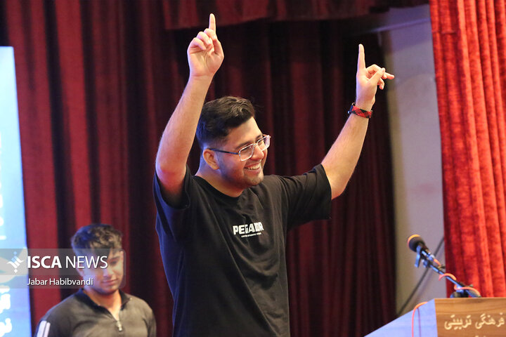 اردو نودانشجویان کرمانشاه