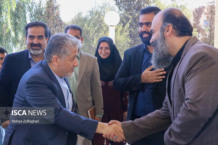 بازدید یک‌روزه بیژن رنجبر، رئیس دانشگاه آزاد اسلامی، از واحد یزد