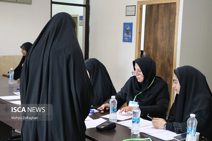 بازدید یک‌روزه بیژن رنجبر، رئیس دانشگاه آزاد اسلامی، از واحد یزد