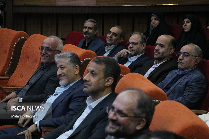 بازدید یک‌روزه بیژن رنجبر، رئیس دانشگاه آزاد اسلامی، از واحد یزد