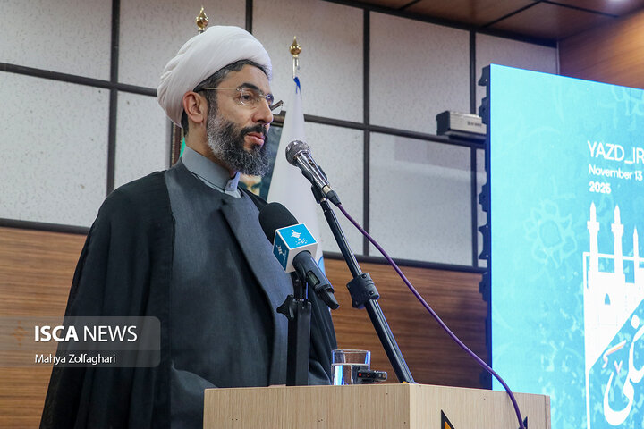 بازدید یک‌روزه بیژن رنجبر، رئیس دانشگاه آزاد اسلامی، از واحد یزد