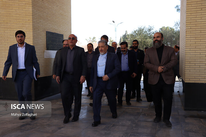 بازدید یک‌روزه بیژن رنجبر، رئیس دانشگاه آزاد اسلامی، از واحد یزد