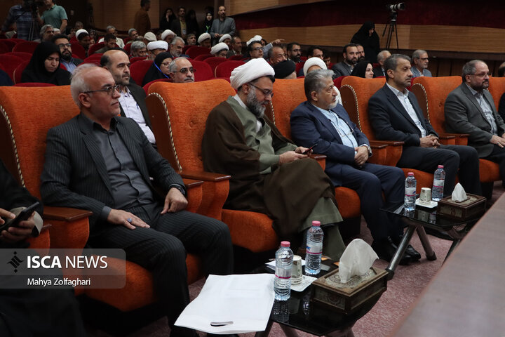 بازدید یک‌روزه بیژن رنجبر، رئیس دانشگاه آزاد اسلامی، از واحد یزد