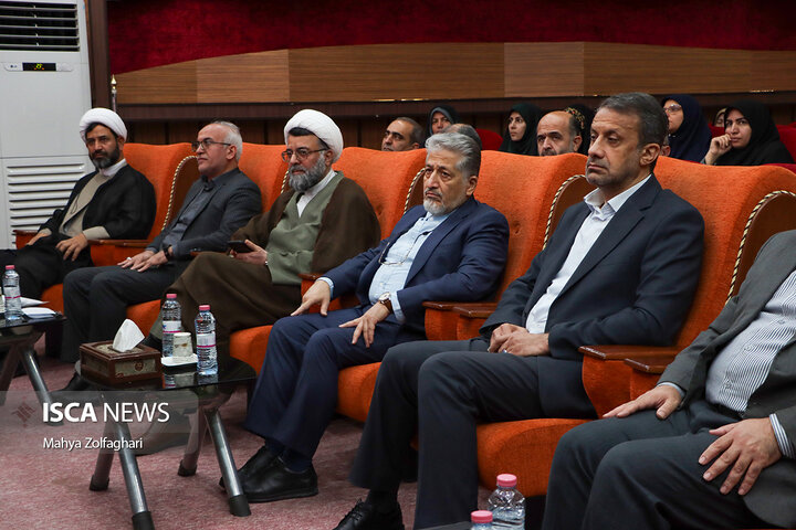 بازدید یک‌روزه بیژن رنجبر، رئیس دانشگاه آزاد اسلامی، از واحد یزد