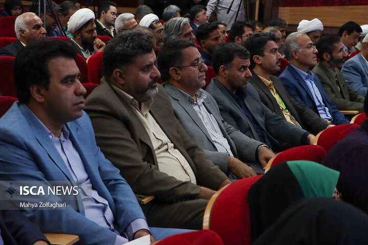 بازدید یک‌روزه بیژن رنجبر، رئیس دانشگاه آزاد اسلامی، از واحد یزد