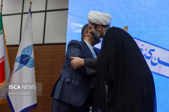 بازدید یک‌روزه بیژن رنجبر، رئیس دانشگاه آزاد اسلامی، از واحد یزد