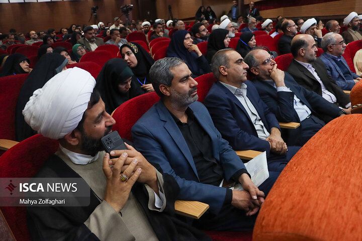 بازدید یک‌روزه بیژن رنجبر، رئیس دانشگاه آزاد اسلامی، از واحد یزد