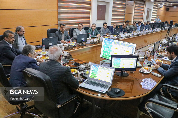 یکصد و هشتمین جلسه شورای دانشگاه آزاد اسلامی استان یزد به ریاست بیژن رنجبر