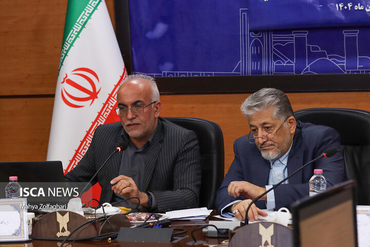 یکصد و هشتمین جلسه شورای دانشگاه آزاد اسلامی استان یزد به ریاست بیژن رنجبر