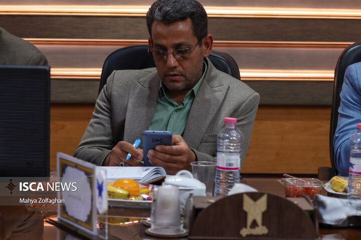 یکصد و هشتمین جلسه شورای دانشگاه آزاد اسلامی استان یزد به ریاست بیژن رنجبر