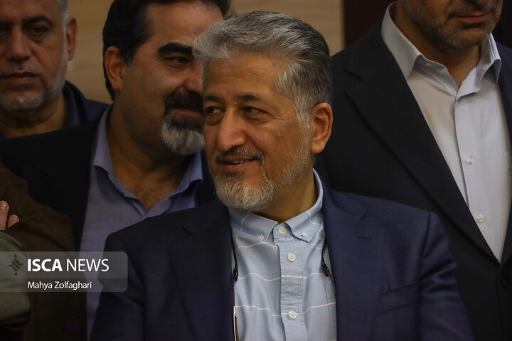 بازدید بیژن رنجبر از دستاورد های علمی و روباتیک دانشگاه آزاد اسلامی واحد یزد