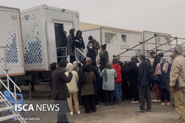 ارائه خدمات درمانی رایگان در بیمارستان صحرایی «برکت» در شهر مهرگان