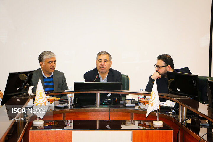 دولت چهاردهم با استفاده از ظرفیت نخبگان ساختار خود را کوچک و چابک می‌کند