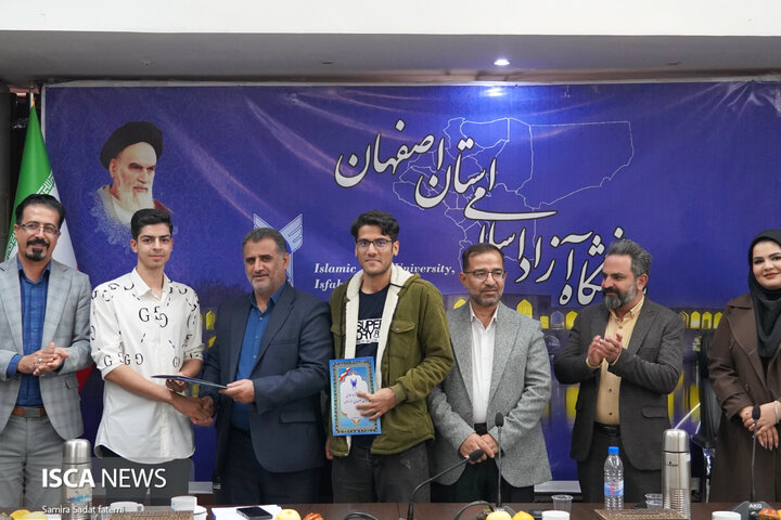 سالگرد نشریات