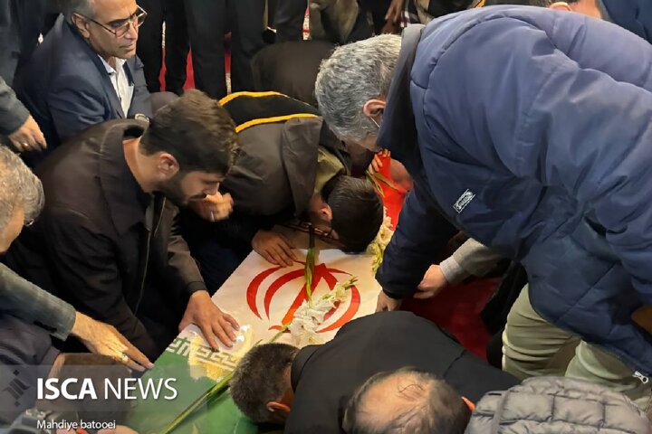 دانشگاه آزاد اسلامی قزوین میزبان پیکر مطهر شهید گمنام شد