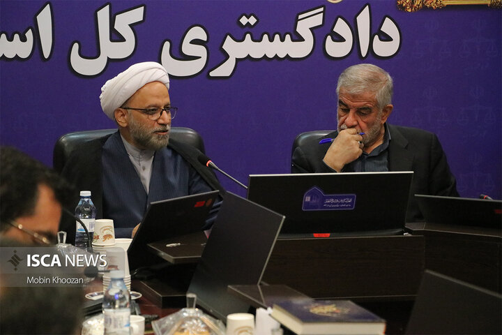 شورای معاونین دادگستری استان یزد با حضور نمایندگان مردم یزد