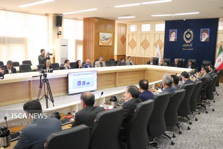 شورای هماهنگی بانک‌های استان یزد با حضور نمایندگان مردم استان یزد