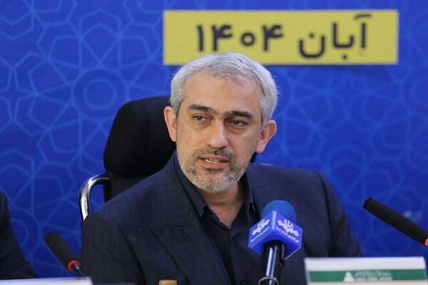 وزیر اقتصاد و دارایی:تحول اقتصادی کشور از مناطق آزاد آغاز می‌شود/ بانک مستقل مناطق آزاد تأسیس می‌شود