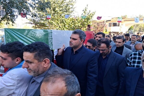 مراسم باشکوه استقبال از شهدای گمنام در دانشگاه آزاد اسلامی واحد نور برگزار شد مراسم باشکوه استقبال از شهدای گمنام در دانشگاه آزاد اسلامی واحد نور برگزار شد