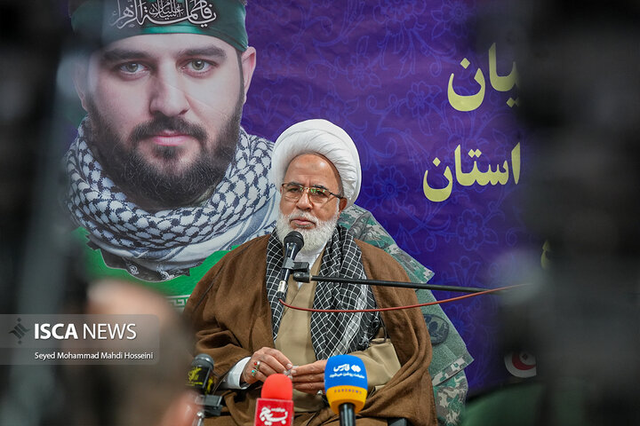  انقلاب اسلامی نسخه صدر اسلام را با تفکر بسیج احیا کرد