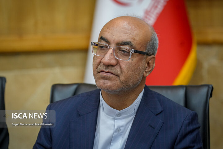 مطالبه جدی مردم برای شتاب‌بخشی به پروژه‌های عمران شهری/ تکمیل قطار شهری و تقاطع آزادگان باید سرعت بگیرد