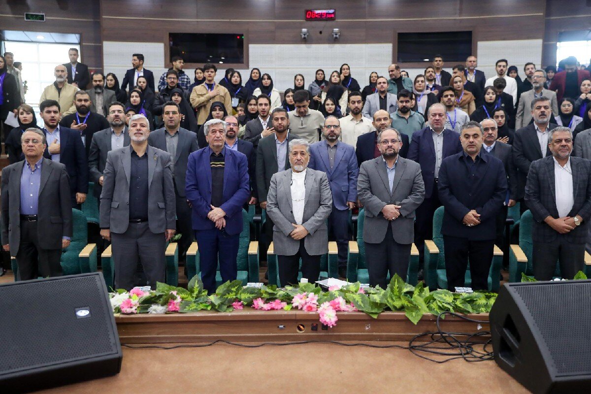 درخشش دانشگاه آزاد واحد کرمانشاه در پنجمین رویداد سراسری کرسی‌های آزاداندیشی