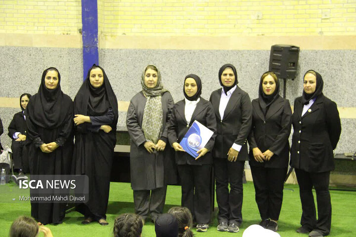 درخششی که دیده شد، تجلیل از مربی پرتلاش ووشوی یزد در حاشیه مسابقات قهرمانی