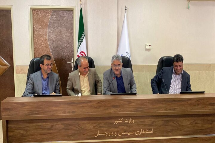 انتقال آب از دریای عمان مهم‌ترین برنامه زیرساختی استان است