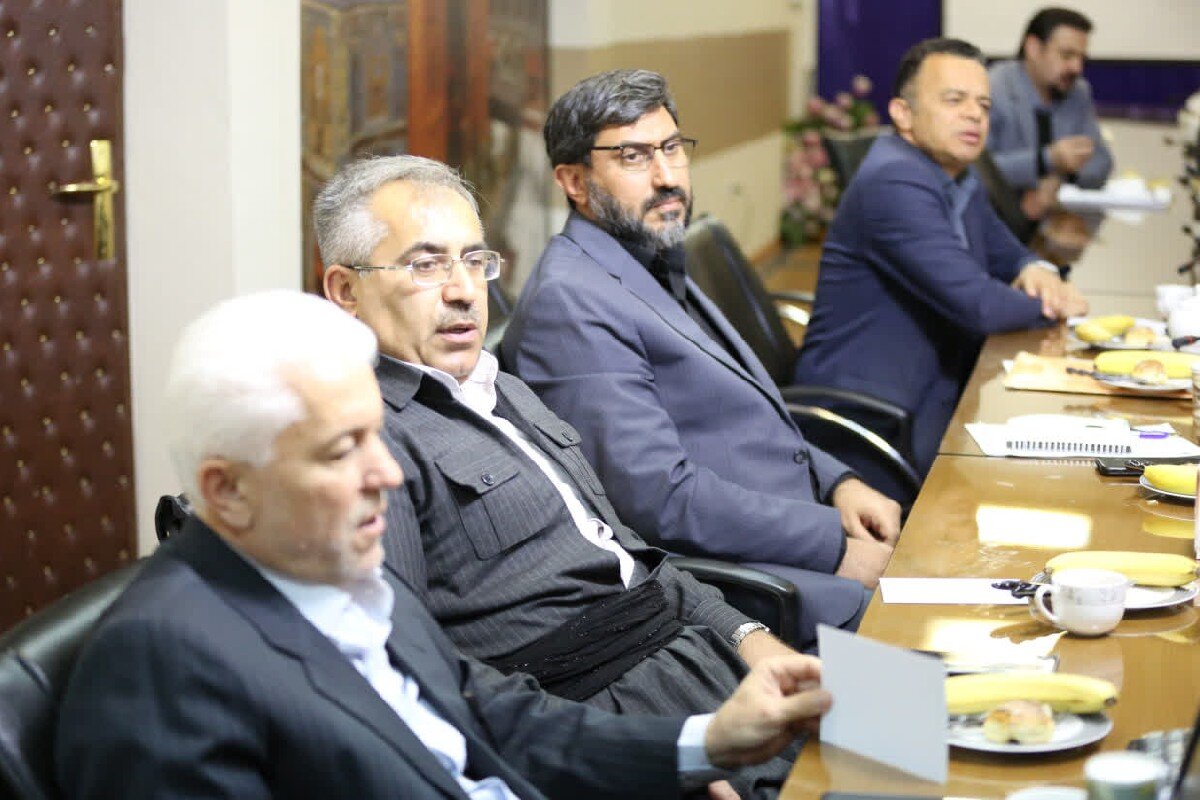 دیدار نماینده اورامانات با سرپرست دانشگاه آزاد اسلامی استان کرمانشاه