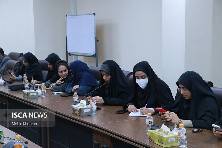 نشست خبری با رئیس پارک علم و فناوری یزد