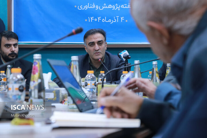 نشست خبری با رئیس پارک علم و فناوری یزد