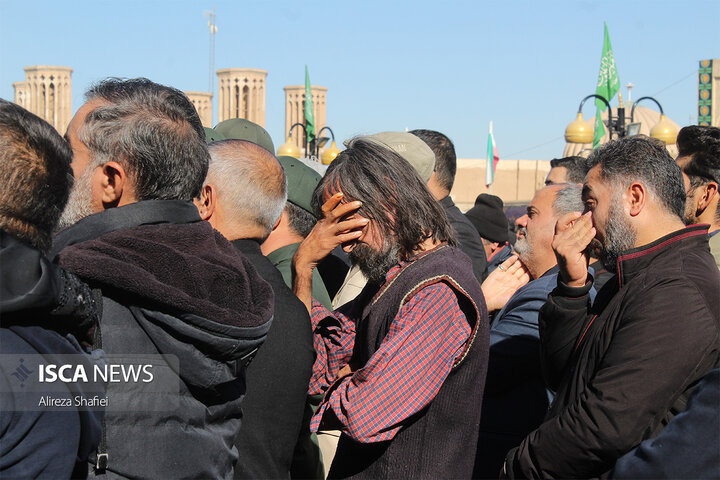 تشییع شهدای گمنام استان یزد با حضور مردم