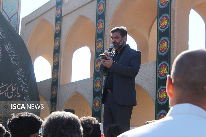 تشییع شهدای گمنام استان یزد با حضور مردم