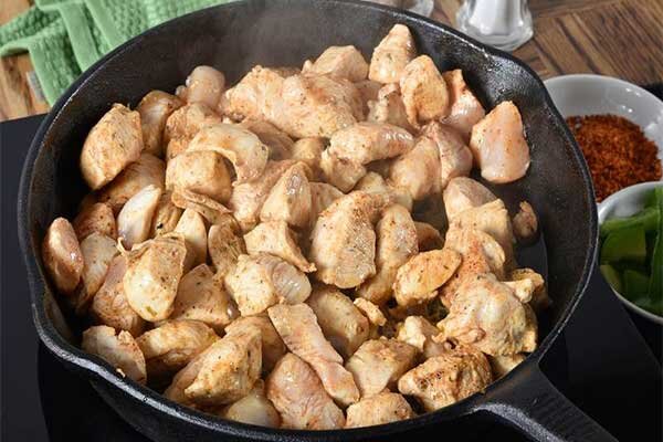 آموزش آشپزی/ طرز تهیه اسنک مرغ و قارچ بسیار فوری و آسان