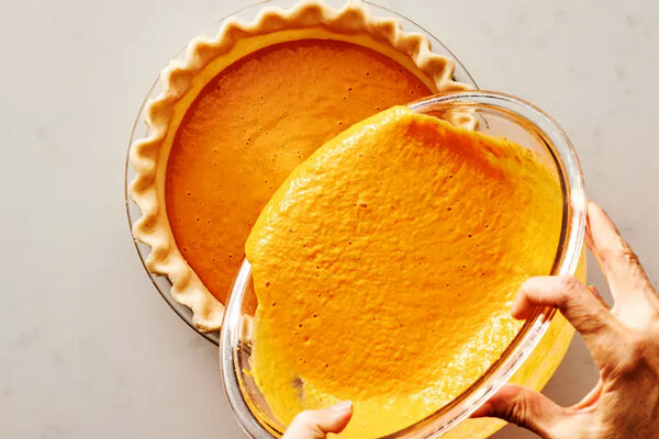 آموزش شیرینی پزی / طرز تهیه پای کدو حلوایی با رنگ و طعم عالی