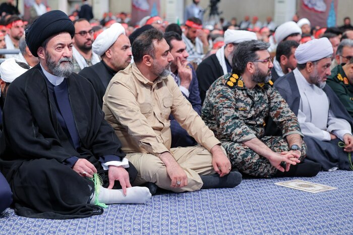 مراسم روز بسیج در حسینیه امام خمینی (ره) برگزار شد