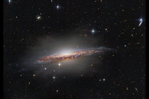 عکس روز ناسا از یک کهکشان مارپیچی