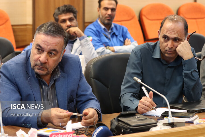 نشست خبری مدیران کل برگزار کننده بیست و هفتمین مانور سراسری زلزله مدارس استان یزد