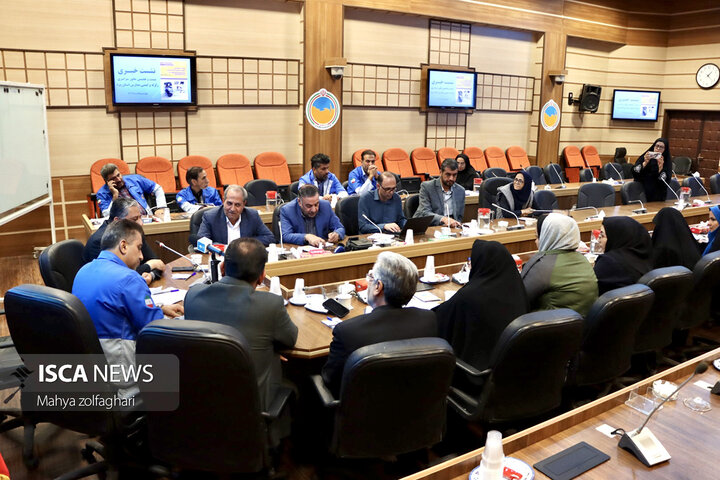 نشست خبری مدیران کل برگزار کننده بیست و هفتمین مانور سراسری زلزله مدارس استان یزد