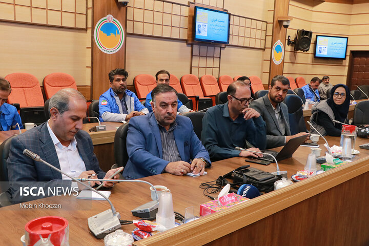 نشست خبری مدیران کل برگزار کننده بیست و هفتمین مانور سراسری زلزله مدارس استان یزد